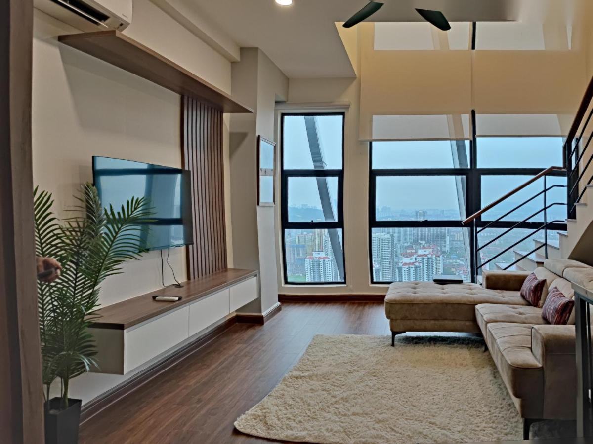 Arte Mont Kiara Host By Host Corner Suites Куала-Лумпур Экстерьер фото